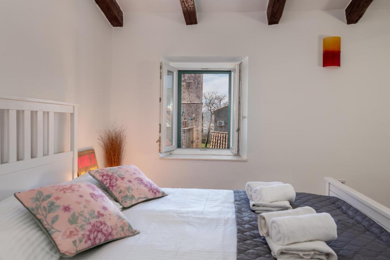 Apartment Ana Trogir Luaran gambar