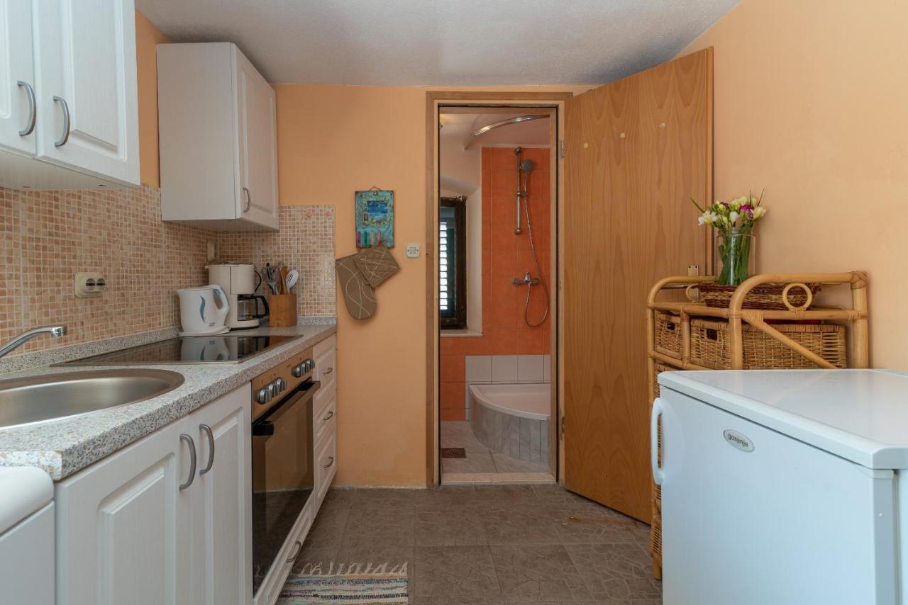 Apartment Ana Trogir Luaran gambar